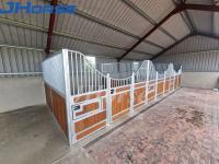 Frentes de cabina de malla elegantes y lujosos Preconstrucción de estilo europeo duradero Frentes de cabina de 2,3 metros