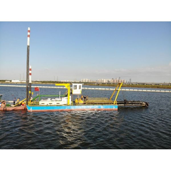 Discharge Distance 2000m 45&deg; Power 1233kw Sand Dredger with Siemens PLC System