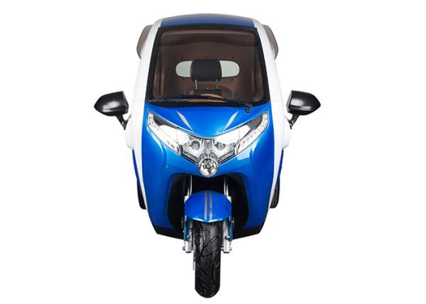 Blue Enclosed Electric Tricycle With Safety Belt Disc Brake System Sightseeing