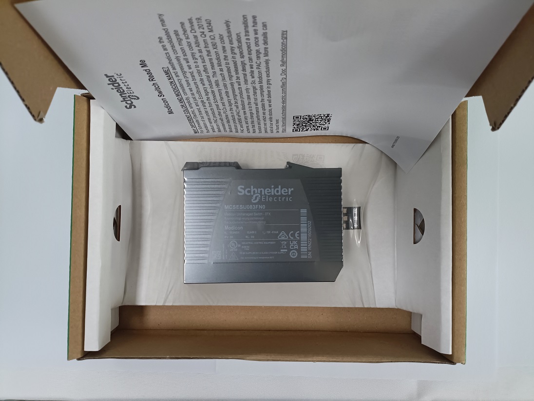 MCSESU083FN0 Schneider Network Switch Modicon Networking Standard Unmanaged 8 портов для меди