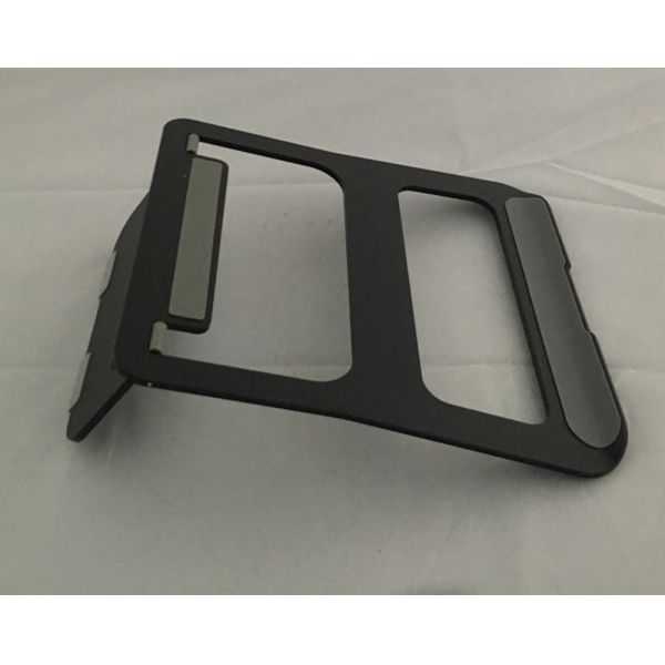 Black 230*210*4mm Macbook Metal Stand Anodizing Aluminum Laptop Tray