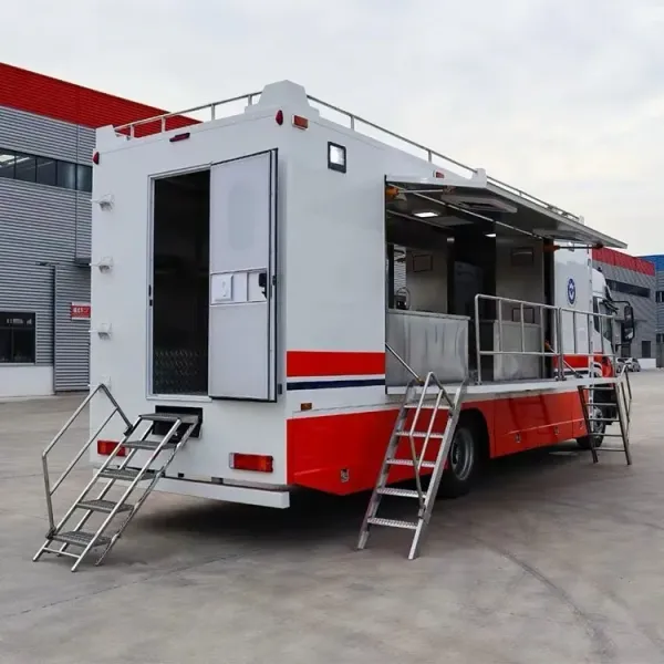 Excellent DFAC 4X2 Mobile Kitchen Food Truck with Stainless Steel Kitchenware for Serving 200 Person′ S Food Supply