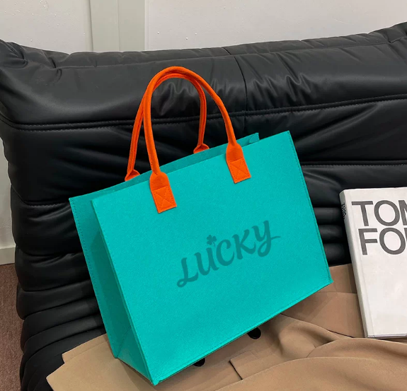 Eco-Friendly Felt Tote Bags with Handles for Retail and Gift Packaging