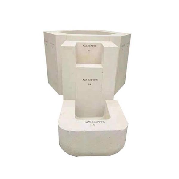 Temperature Industrial Furnace Solution Refractory Bricks Fireplaces With ≤1.00% Apparent Porosity And ≤0.3% CaO Content