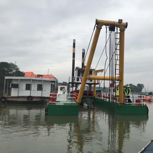 Customized River Sand Mining Equipment Sand Dredging Machine High Water Flow Rate