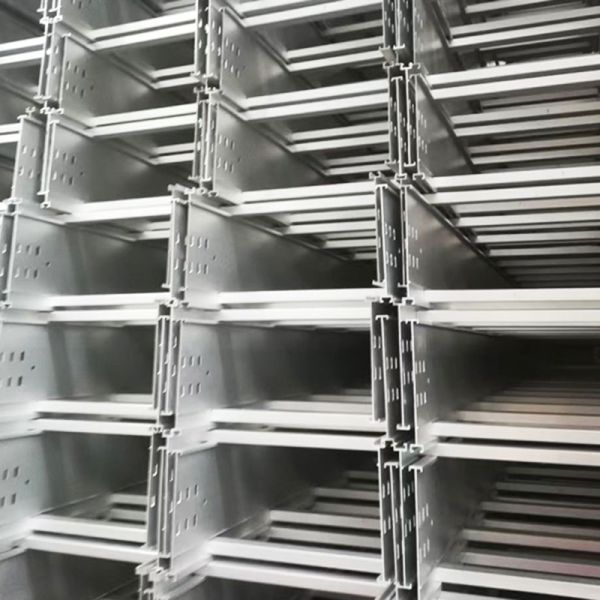 Industrial Zinc Coated Wire Tray System With Ventilation Groove And Perforation Groove