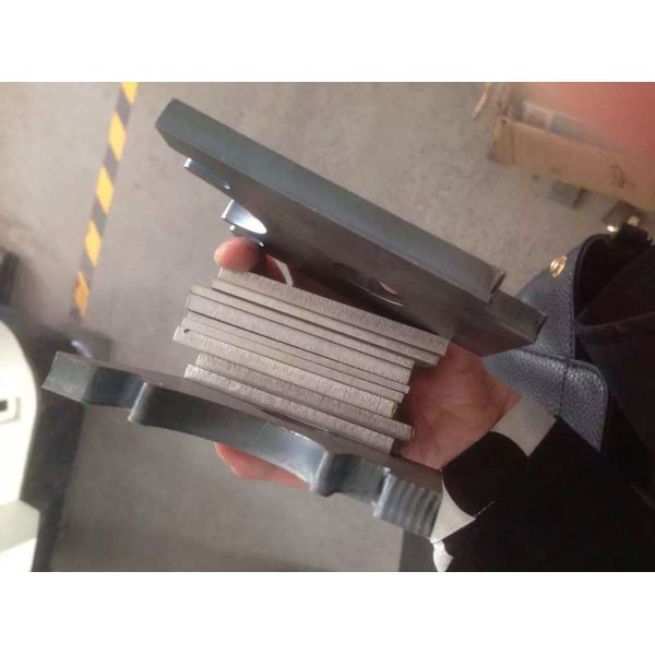 8mm Alumnium and 6mm Brass sheet CNC fiber laser cutting machine 2000W