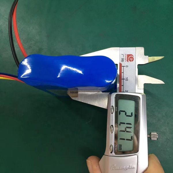 OEM 21700 3s1p 11.1V 3000mAh 25A High Discharge Rate Lithium Battery Pack for RC Toys