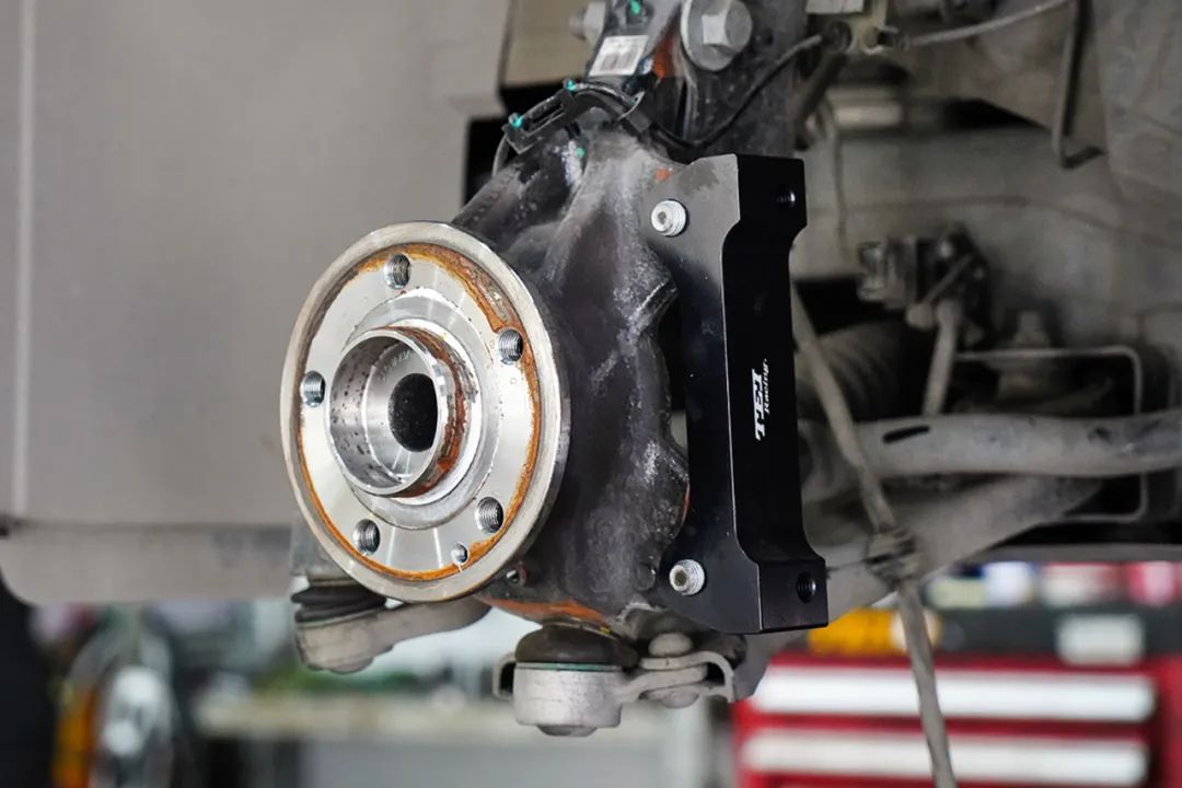 BBK Mercedes Big Brake kit V Class V260 18-дюймовый автомобильный обод Передний 6-поршневой суппорт Тормозной комплект Auto Brake
