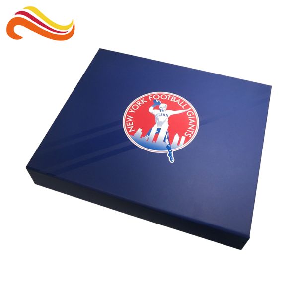 Paper Material Magnetic  Printed Packaging Boxes With Hot Stamping Pattern