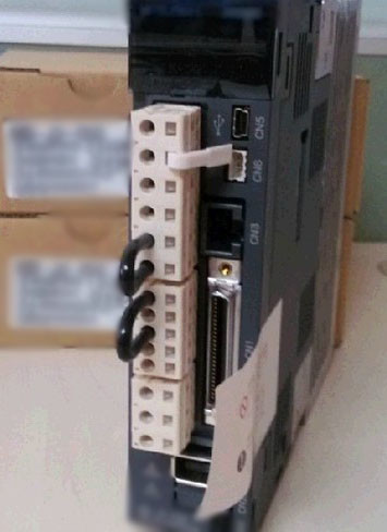 Фабрика Н510002594АА водителя И-оси Панасоник МР-ДЖ2С-350Б-С041У703 КМ602 первоначальная