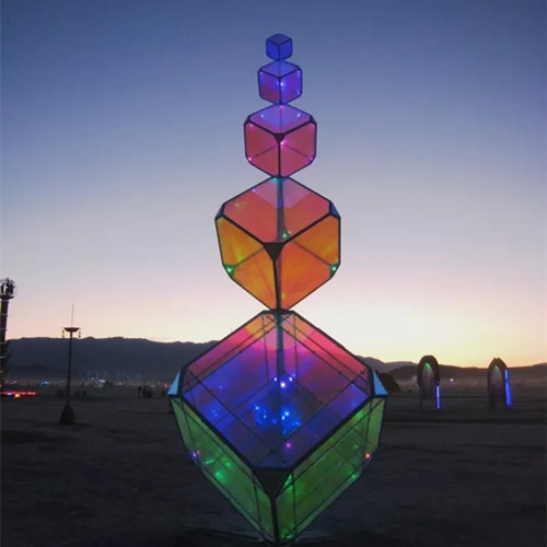 Customized Cube Outdoor Garden Sculptures For Bar Decoration
