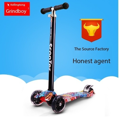 Flash Four-Wheeled Stroller Scooter for 3-6-8 Years Old Modern Children's Outdoor