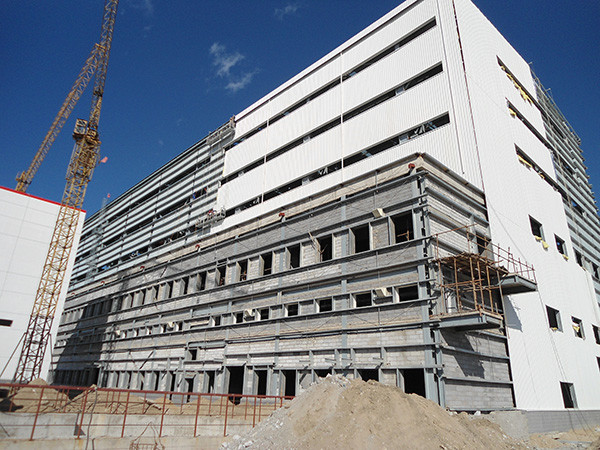 Large Span Prefab Metal Building Construction , Hot Dip Galvanized Steel Building