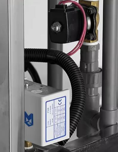 Machine de traitement de l'eau à osmose inverse RO à 250 LPH, économe en énergie