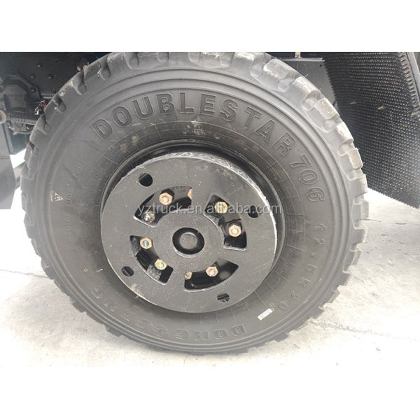 Column Plate Cargo Tank Type 2019 Sino Howo 6x6 4wd Used Off Road Truck for Performance