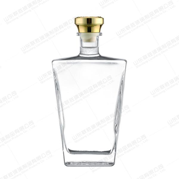 Rubber Stopper Sealing Type Square Glass Wine Bottle From Healthy Lead Free Glass