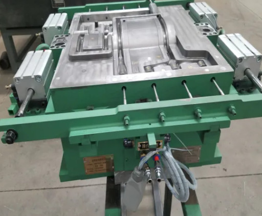 Высокая подвергая механической обработке толщина стены >3мм прессформы высокой т