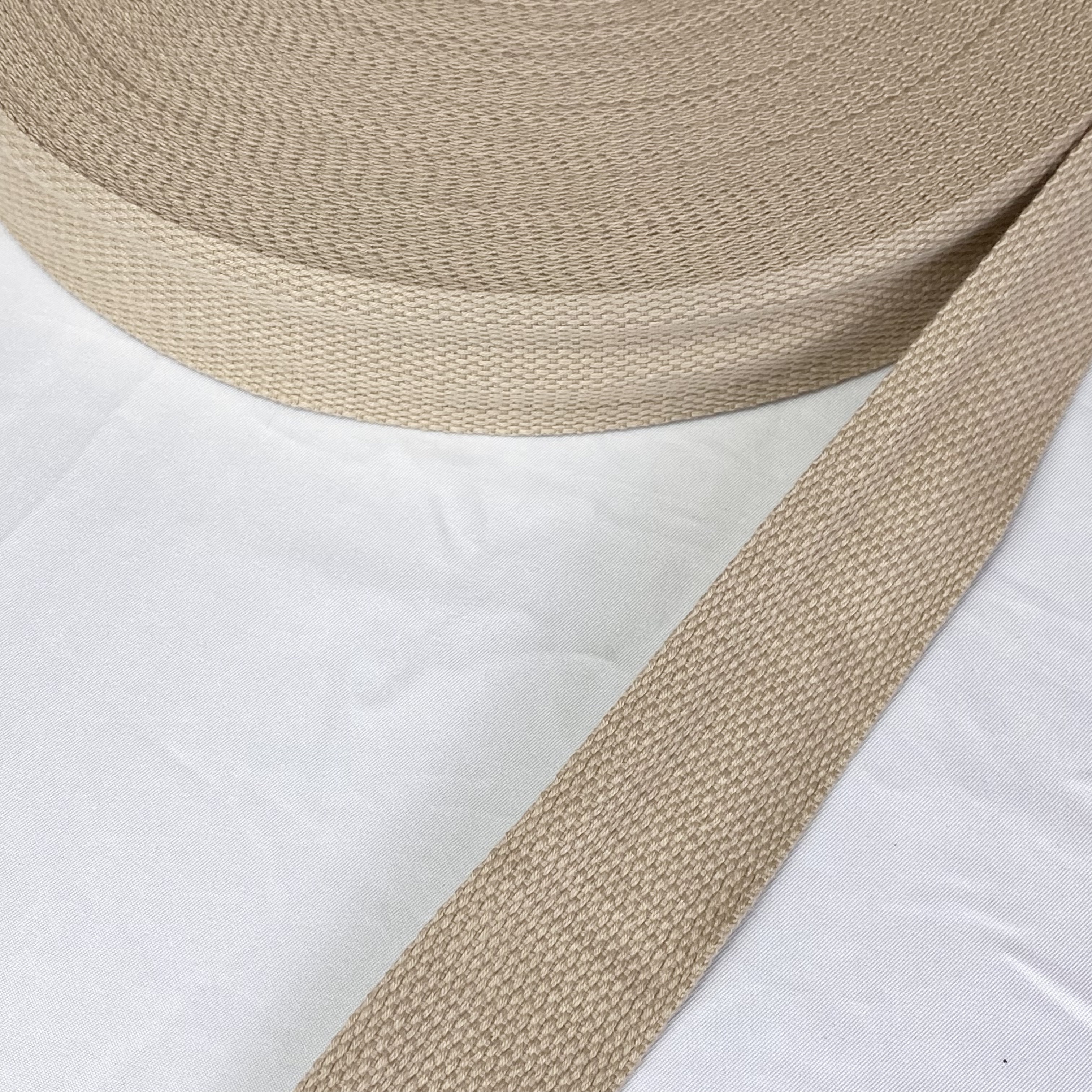 Soft bead Polyester-cotton webbing in a variety of colors Dupont Tote bag strap Textiles