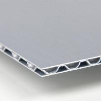 Description détaillée Des feuilles ondulées d'aluminium A2: vue d'ensemble des solutions de décoration à long terme pour les extérieurs de bâtiments Offre esthétique Excellente décoration de mur extérieur à long terme dans la construction