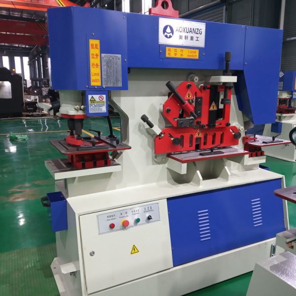 Acero 5.5kw máquina de perforación y de corte de 16m m de 50 Ton Hydraulic Ironworker Machine Metal