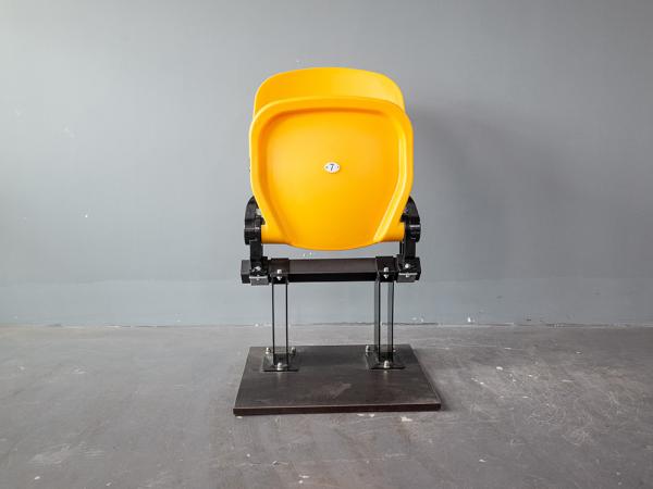 STUNITY Auto tip-up UV resistant wholesale gas assisted PP plastic beam mounted stadium seat with floor mounted brackets