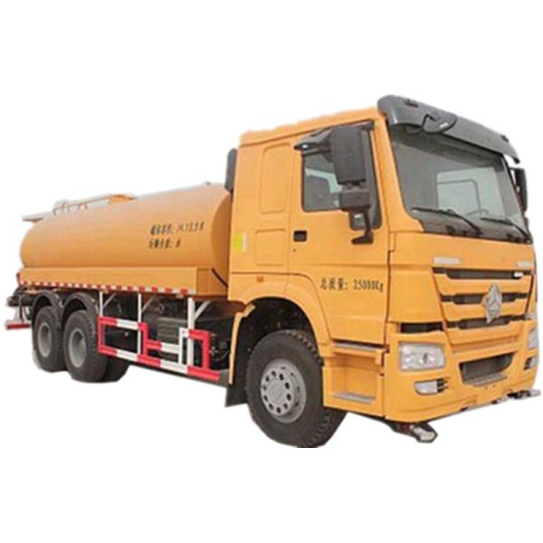 Euro 2 Standard 20000 Liters Fuel Liquid Tanker Truck / SINOTRUK HOWO 6X4 Oil