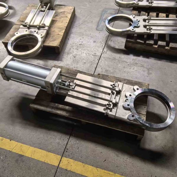 Stainless Steel Knife Pneumatic Gate Valve Clamp Type for Powder Particle Material