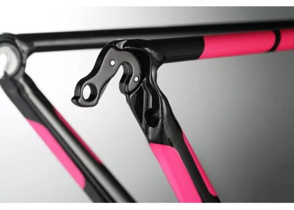 Ladies / Womens Aluminum Bike Frame Internal Cable Routing With 700C Wheels