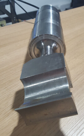 High Efficiency Ultrasonic Degassing Equipment For Sprite Coca Cola Beer Foam Removing Bubbles