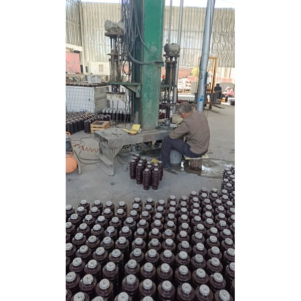 13.8 кВ керамический порцелановый изолятор поддержки для фиксированной медной решетки