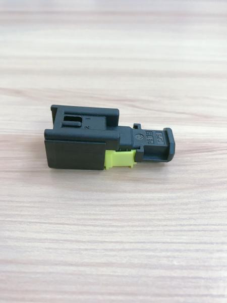 Male Automotive Wire Connectors  / 2 Pins Motorcycle Wire Connector