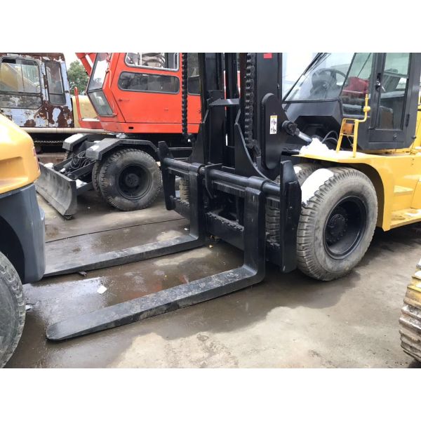 Дизельный вилочный погрузчик грузоподъемностью 16 тонн 20 тонн в хорошем состоянии и из TCM для обычной ширины вилки