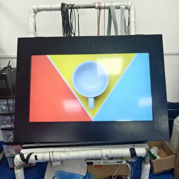 32 Inch 1920x1080 HD Outdoor LCD Display with 50000~100000hours Lifespan for Digital Signage