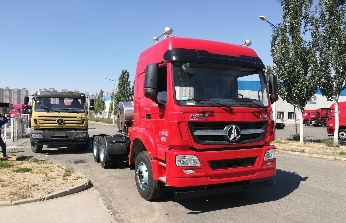 Бюджетный Beiben 4x2 тракторный агрегат грузовик Надежный и надежный для логистики и дистрибуции