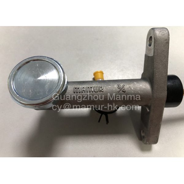 ISUZU Clutch Master Cylinder For NKR JAC 1040 8-98117645-0