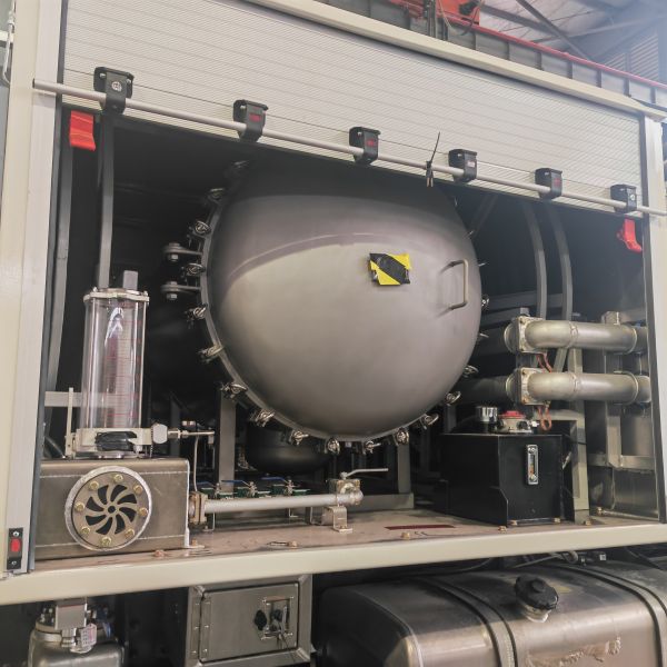 HOWO Plane Fuel Tanker Aircraft Refueling Jet A1 Truck