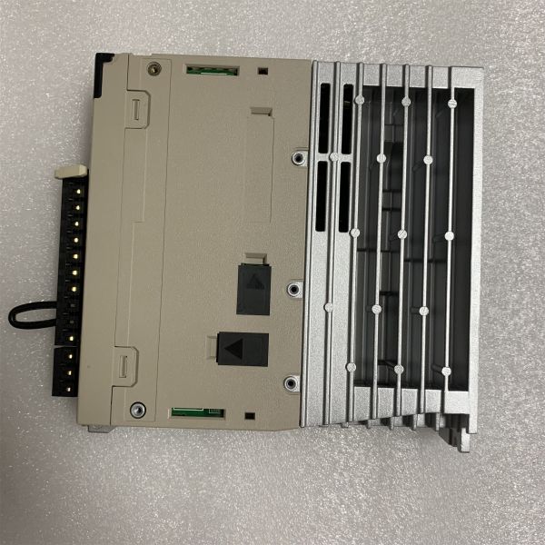 Yaskawa SGD7S-2R8A20A SINGLE AXIS AMPLIFIER FOR LINEAR AND ROTARY MOTORS 200V 3PH 0.4KW NEW AND ORIGINAL GOOD PRICE