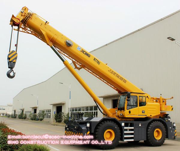 7.6m Span Telescopic Truck Crane 70 Ton Rough Terrain Crane RT70U
