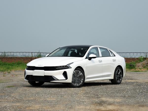Luxury Edition Sedan Mid Size Auto FWD Gasoline Car 4 Door 5 Seater Kia K5 2025 1.5T