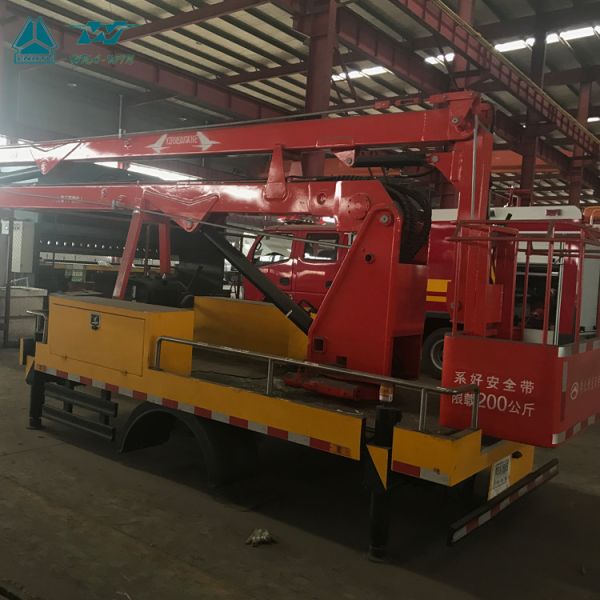 SINOTRUK HOWO 6x4 12,000 Liters Fire Fighting Truck for Sale