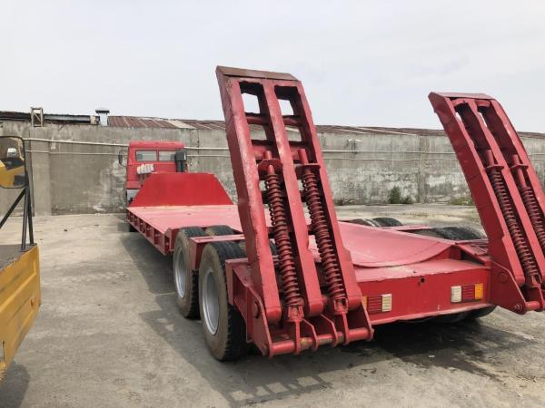                  Used China No1 Domestic Brand Sitaier D7b 3 Axles Flat Bed Trailer Zz4253V3241e1bn in Perfect Working Condition with Reasonable Price, Secondhand Lowbed on Sale             