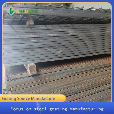 Hot Dip Galvanised Grid Mesh Corrosion Resistant Metal Grate Fence For Poultry Cage