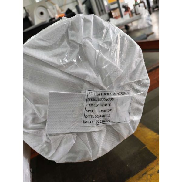 1.2mm Thickness Waterproof PU Soccer Leather with Customizable Pattern for Football Balls
