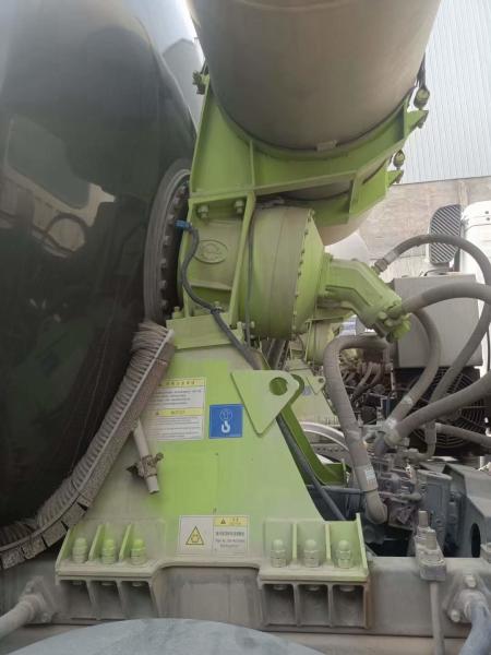 Zoomlion Used Ready Mix Trucks ZZ1317N306GE1 1800*3025*1400mm