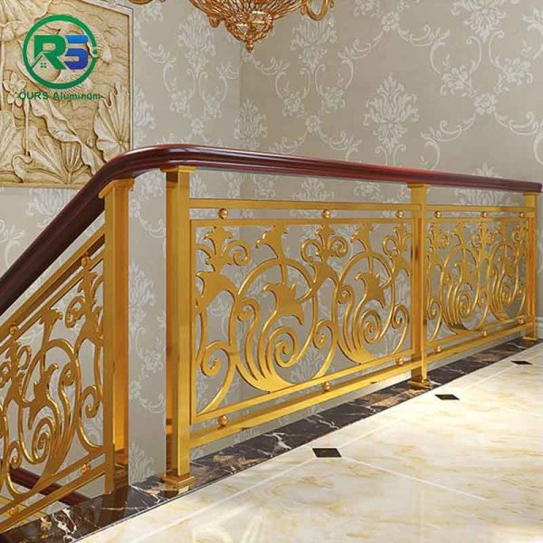 Декоративные алюминиевые перила лестницы обшивают панелями поверхность лазера анодированную отрезком