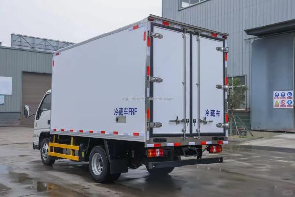 Camion frigorifique JMC 4X2  Camion congélateur Camion réfrigérateur