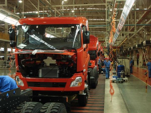 Euro3 Cummins 245HP 6x4 lorry truck DONGFENG DFL1250A8 Cargo Truck,Dongfeng Camiones Pesados,Dongfeng Camions Lourds