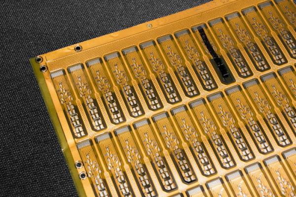 BluetoothヘッドセットFPC用補強ソフトボード 電子HDIプリント基板アセンブリ 両面イエローフィルム