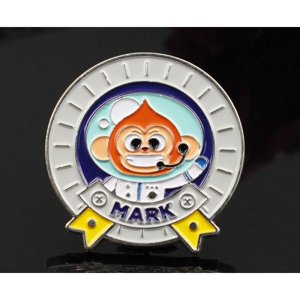 Customized school brooch pin cartoon stamping paint animal monkey electroplating bright nickel enamel advertising
